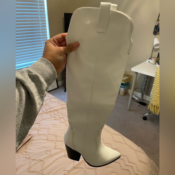 Knee high cowboy boots - Picture 4 of 5